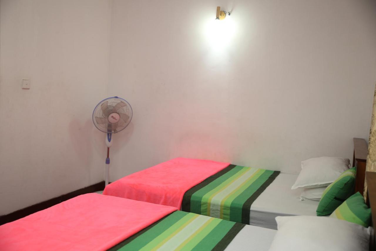 Super Spot Guest House إيلا المظهر الخارجي الصورة